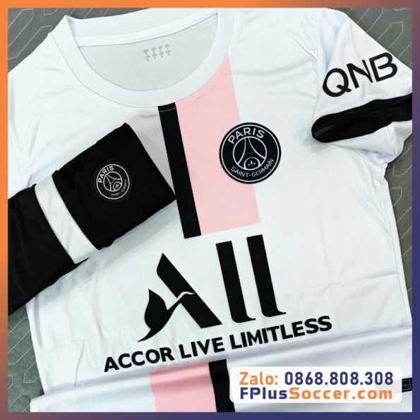 Bộ bóng đá CLB Paris Saint-Germain PSG Logo Thêu áo màu trắng kẻ hồng quần đen 1