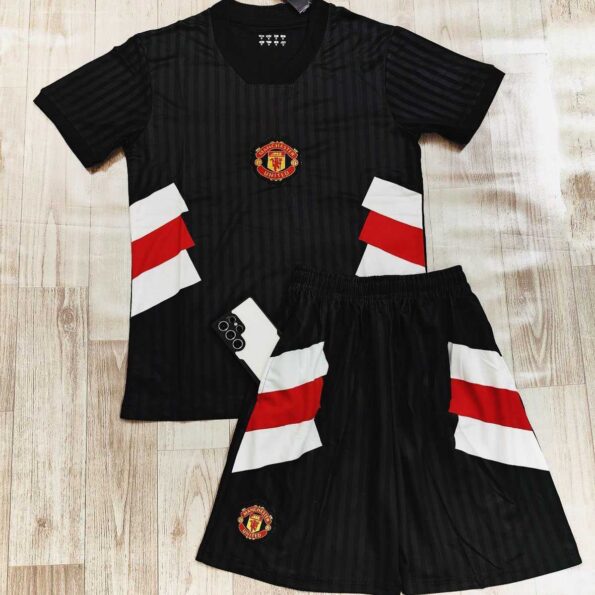 Bộ quần áo đá bóng clb MU Manchester United màu đen bản đấu icon logo thêu quần có túi vải thái mịn 1