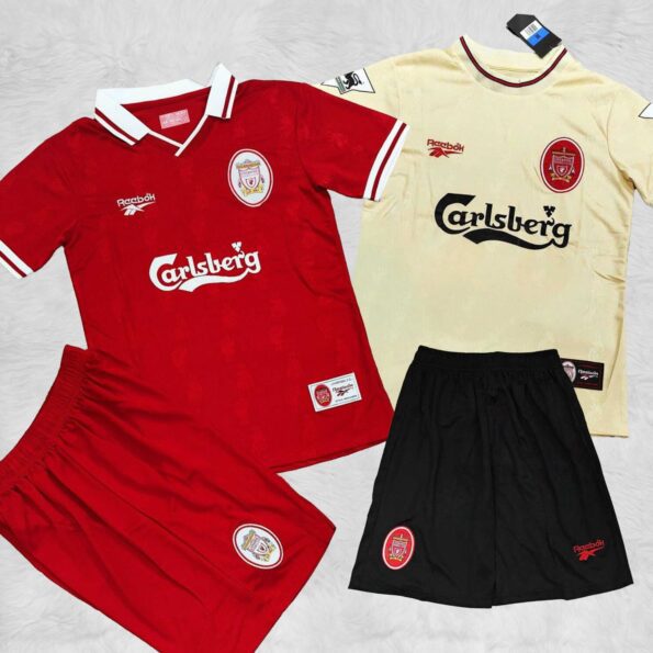 Bộ quần áo thể thao có cổ polo bóng đá Liver Liverpool carlsberg 2008 2010 sân nhà đỏ vàng logo thêu