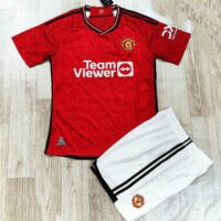 Bản đẹp – bộ quần áo đá bóng clb MU Manchester United jersey cổ tròn mùa 23 24 màu đỏ năm 2023 2024 Teamviewer 2 dòng quần đen