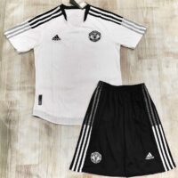 Áo bóng đá Manchester United MU Training trắng không chữ quần đen vải thái logo adidas thêu 1