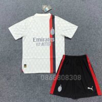 Bộ quần áo bóng đá AC Milan Away Jersey 23 24 sân khách trắng 2023 2024 logo thêu vải mè caro thái mịn quần đen mặt trước