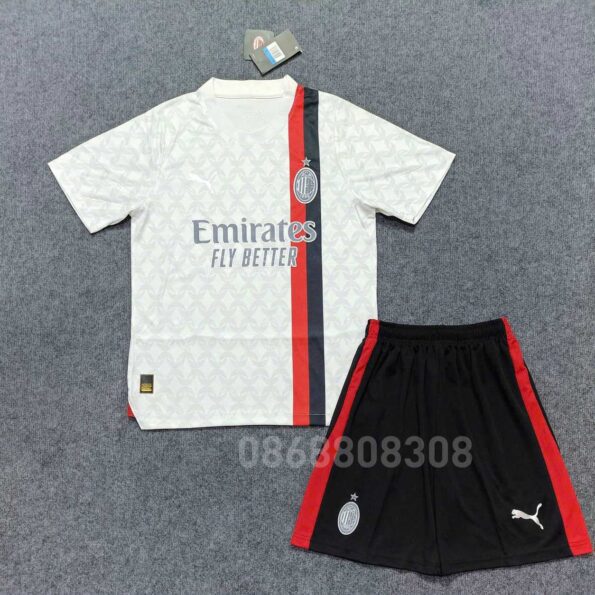 Bộ quần áo bóng đá AC Milan Away Jersey 23/24 sân khách trắng 2023 2024 logo thêu vải mè caro thái mịn quần đen