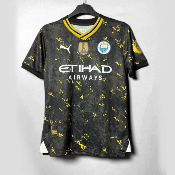 Bộ quần áo bóng đá MC Manchester Man City 23/24 Fifa đen loang vàng logo thêu vải mè caro