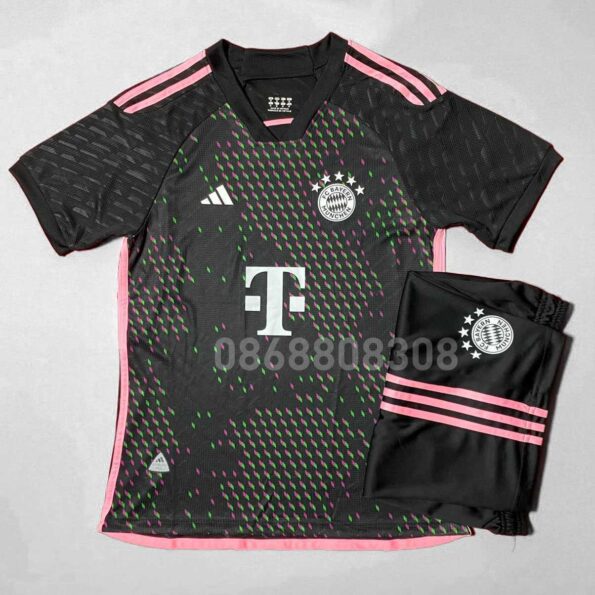 Bộ quần áo đá banh clb bóng đá Bayern Munich 23/24 sân khách màu đen 2023 2024 logo thêu vải mè thoi 3 sọc hồng