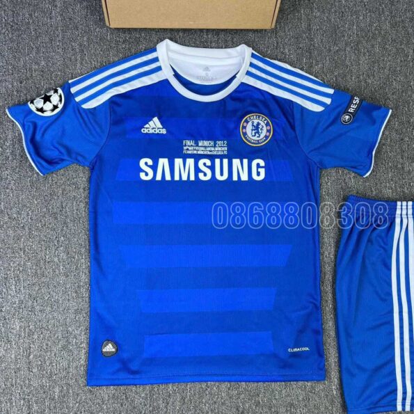 Bộ quần áo bóng đá Chelsea samsung màu xanh mùa 12/13 năm 2012 2013 vải thái full logo thêu
