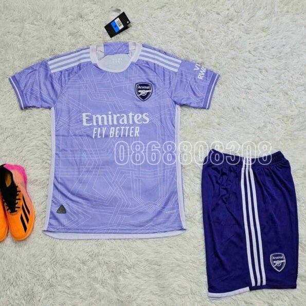 Bộ quần áo đá banh clb bóng đá Ars Arsenal 23/24 màu tím nhạt quần than đen đậm vải caro thái logo thêu mới 2023 2024