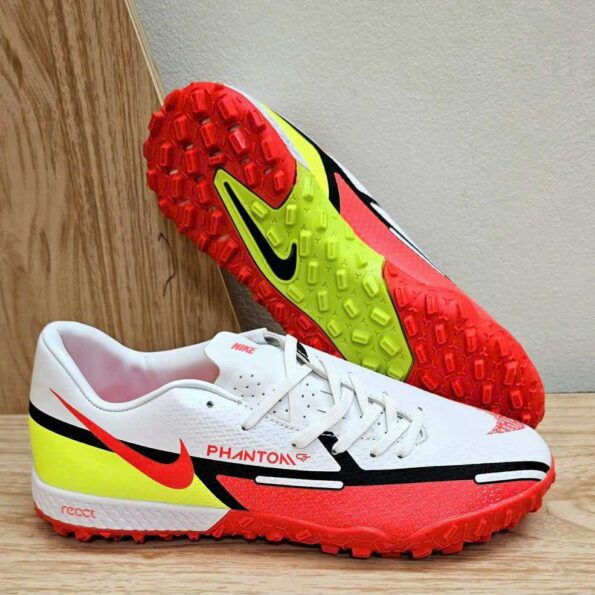 Giày đá bóng Nike Phantom GT 2 "Motivation" Academy đế TF sân cỏ nhân tạo phối màu trắng đỏ kẻ đen