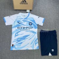 Áo đá bóng MC Manchester Man City 2024 xanh trắng vải caro thái mới quần tím than full logo ngực thêu mặt trước
