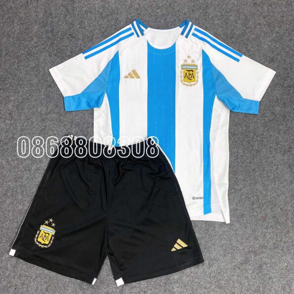 Bộ quần áo đá banh đội tuyển bóng đá Argentina 23/24 sân nhà năm 2024 home  trắng xanh đen logo thêu vải spf caro thái