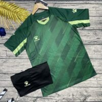 Bộ quần áo bóng đá Kelme nội địa 8151zb1005 hoạ tiết kẻ chéo nhiều màu xanh cỏ 1
