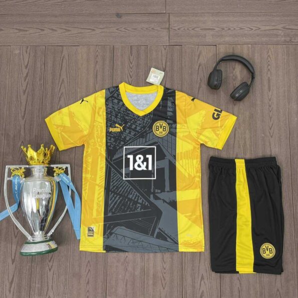 Bộ quần áo đá banh clb bóng đá Dortmund vàng đen 2024 BVB 09 full logo thêu vải spf thái năm 2024 2025