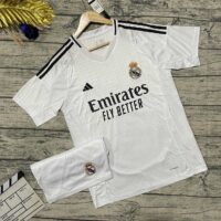 Bộ quần áo đá banh clb bóng đá Real Madrid Home 2024 2025 sân nhà trắng logo thêu mặt trước