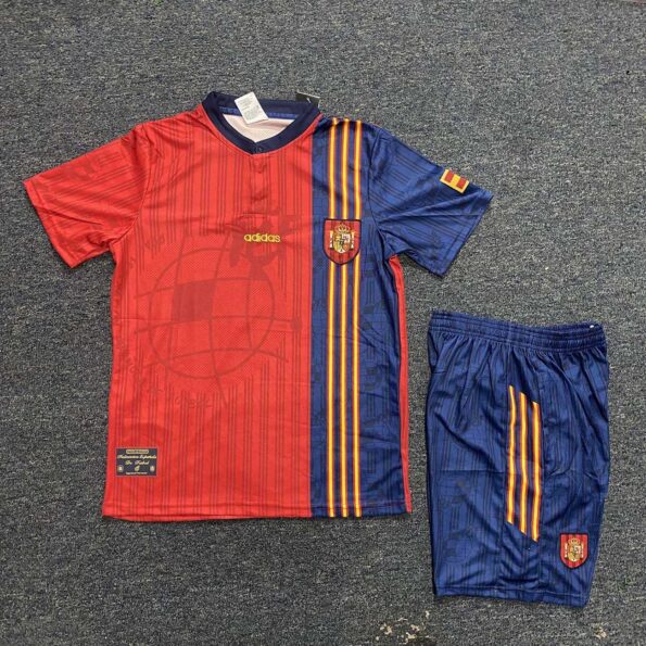 Bộ quần áo đá bóng đội tuyển Tây Ban Nha 1996 phiên bản retro trắng xanh full logo thêu vải spf thái