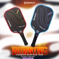 Vợt Pickleball Gamicy Burning T300 2 màu đen viền xanh đỏ