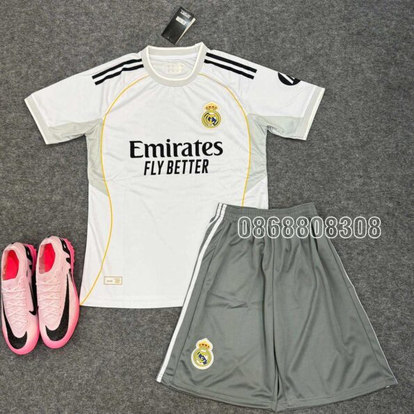 áo bóng đá Real Madrid 25 26 năm 2025 2026