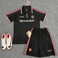 MU Sharp 1998 1999 Umbro Manchester màu đỏ mặt trước