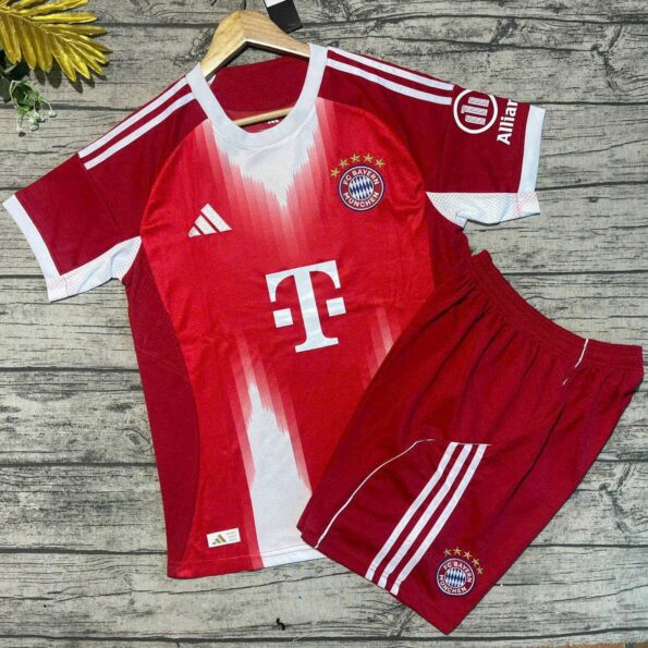 áo bóng đá Bayern Munchen 2025 mau đỏ hoạ tiết trắng logo adidas thêu