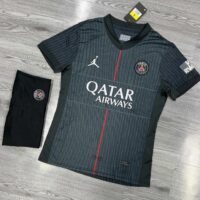 Tổng hợp các mẫu áo bóng đá Paris Saint-Germain PSG mùa 2025 26 năm 2025 2026 mau xam den (3)