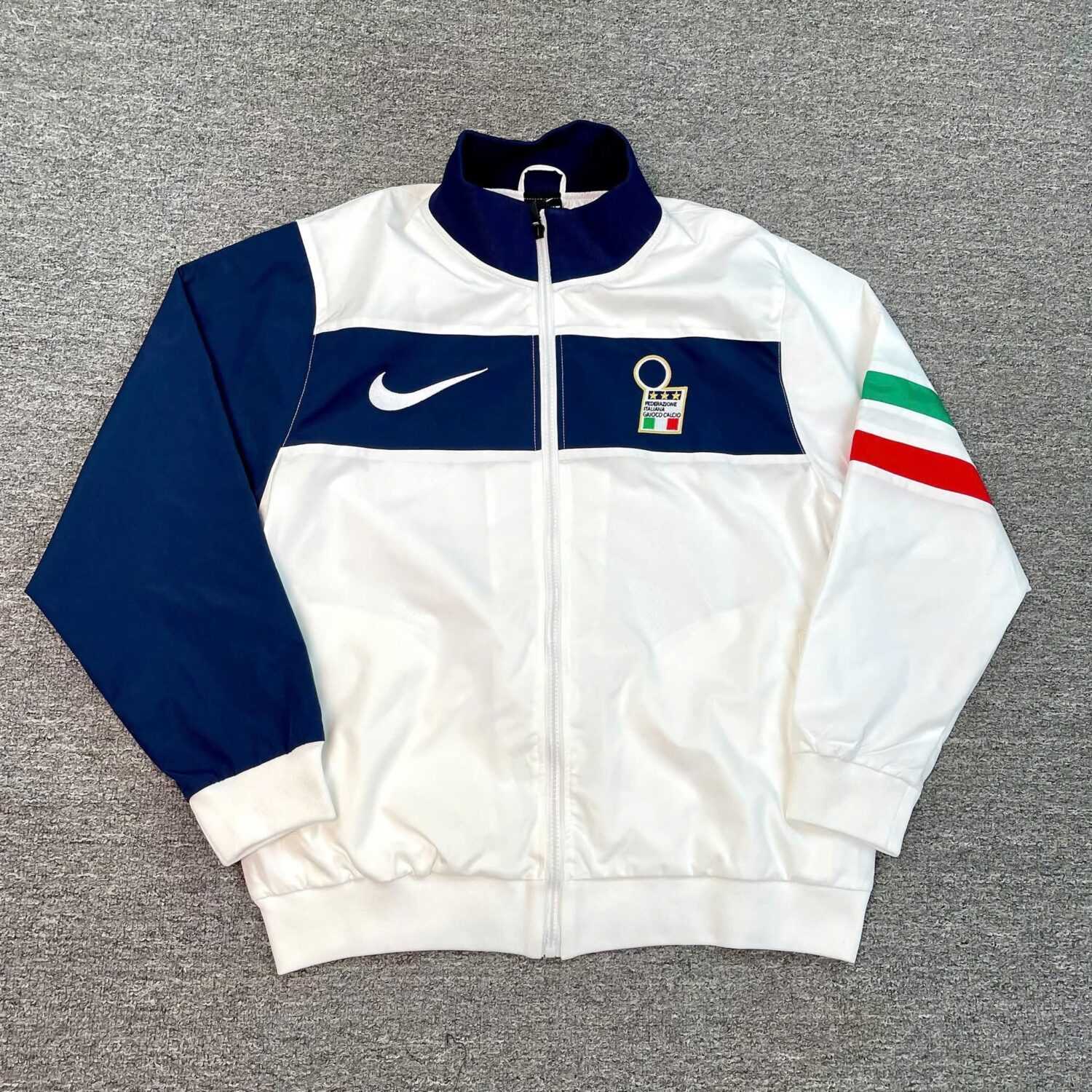 Áo Khoác Đội Tuyển Ý (Italia) Giai Đoạn 1996 - 1997: Biểu Tượng Vintage Hoàn Hảo
