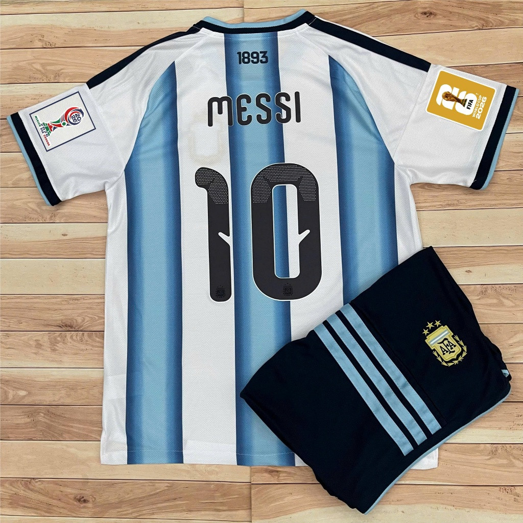 Bộ quần áo Argentina sân nhà World Cup 2026 trắng xanh sọc truyền thống full pact tên số (1)