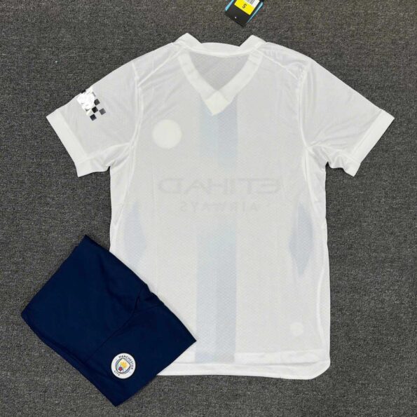 Manchester City mùa giải 2026-2027 Màu Trắng Hoạ Tiết Xanh (2)
