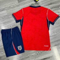Áo Đấu Đội Tuyển Anh Sân Khách World Cup 2026 – Sắc Đỏ Kiêu Hùng (2)