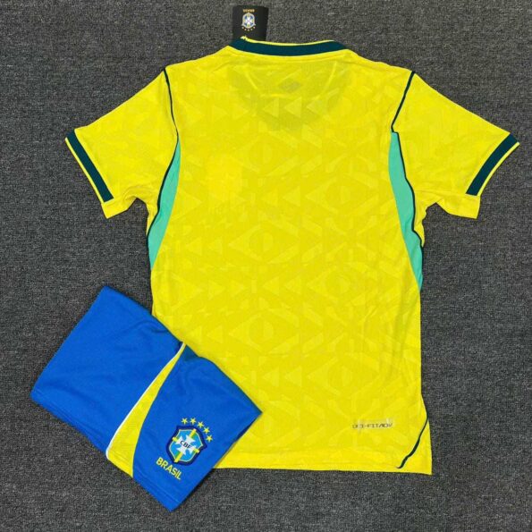 Bộ Quần Áo Bóng Đá Đội Tuyển Brasil WC 2026 màu vàng sân nhà (7)