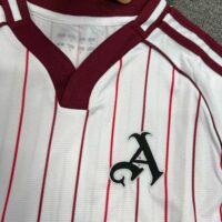 Bộ quần áo bóng đá Arsenal x adidas US Pack 2025 26 trắng vạch đỏ (3)