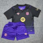 Bộ quần áo bóng đá Barca 2026 màu tím đen (1)