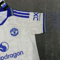 Bộ quần áo bóng đá MU 26 27 Trắng Xanh Manchester United 2026 (5)