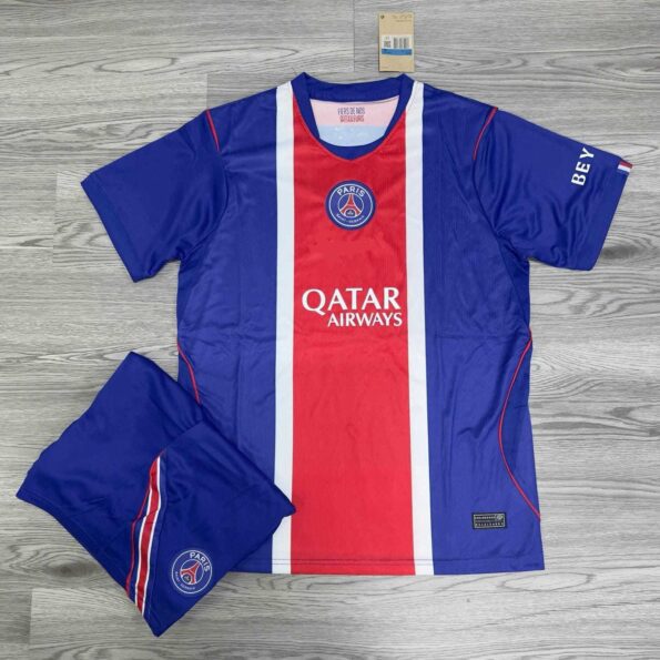 Bộ quần áo bóng đá PSG 2026 Paris Saint-Germain đỏ xanh (2)