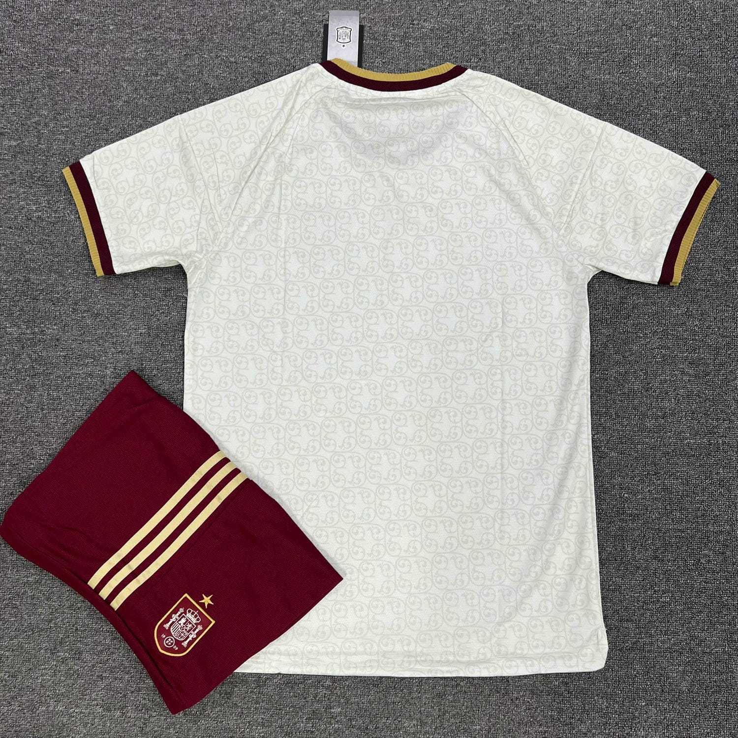 Bộ quần áo bóng đá Tây Ban Nha trắng sân khách world cup 2026 (5)