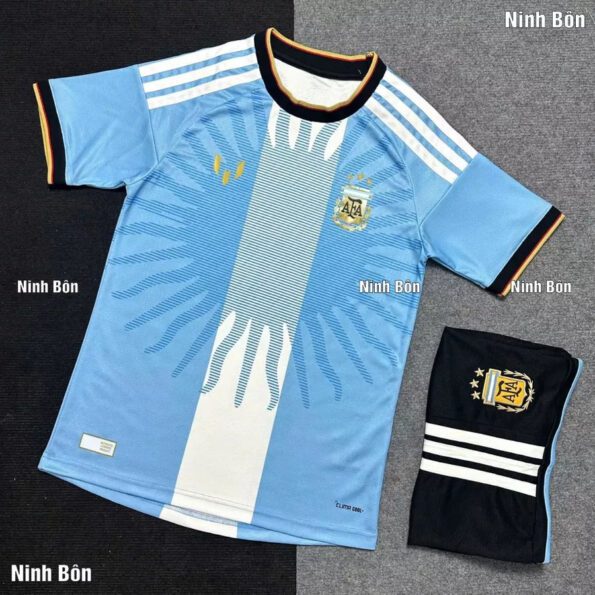 Bộ Quần Áo Bóng Đá Đội Tuyển Argentina Kỉ Niệm MESSI 2026 Vải Thái messi