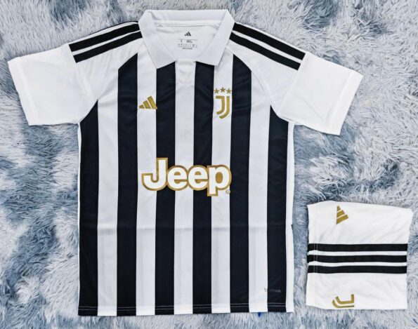 Bộ quần áo bóng đá Juventus 2026 27 trắng sọc đen sân nhà (2)