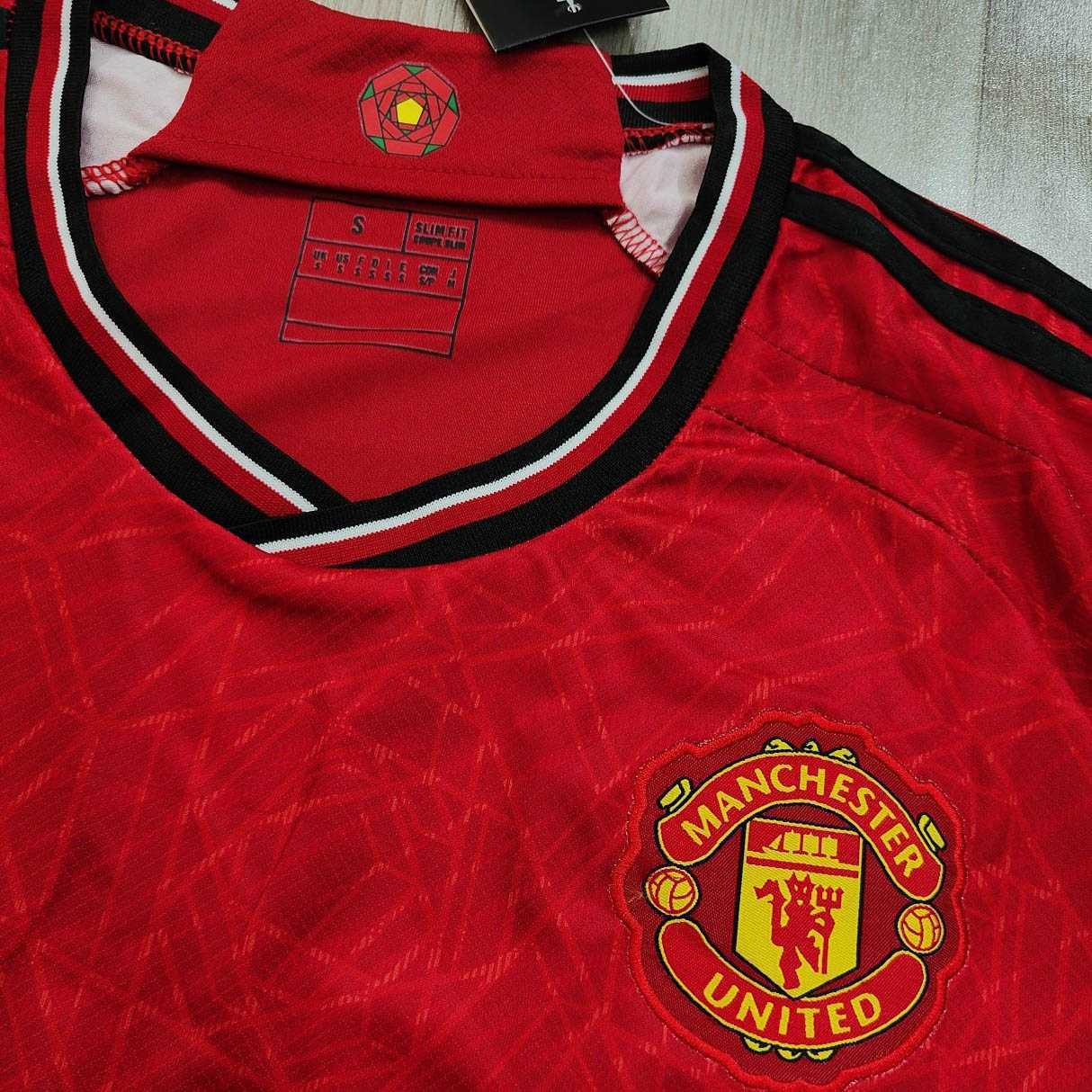 bộ quần áo đá bóng clb MU Manchester United jersey cổ tròn mùa 23 24 màu đỏ năm 2023 2024 Teamviewer 2 dòng 3
