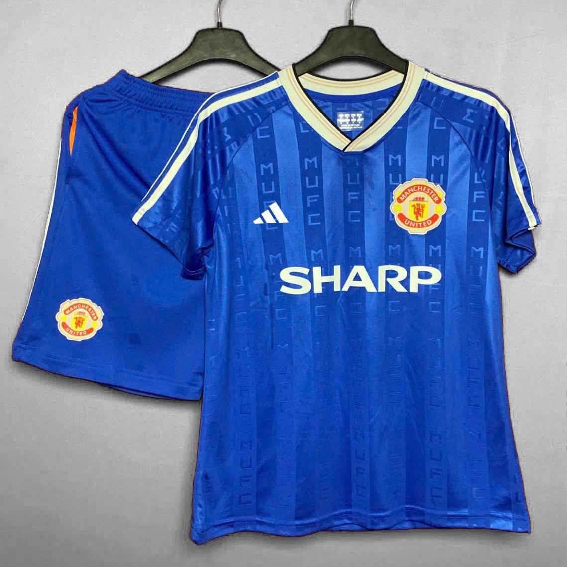 Bộ quần áo bóng đá manchester united mu sharp xanh biển đậm quần có túi hoạ tiết mufc 2