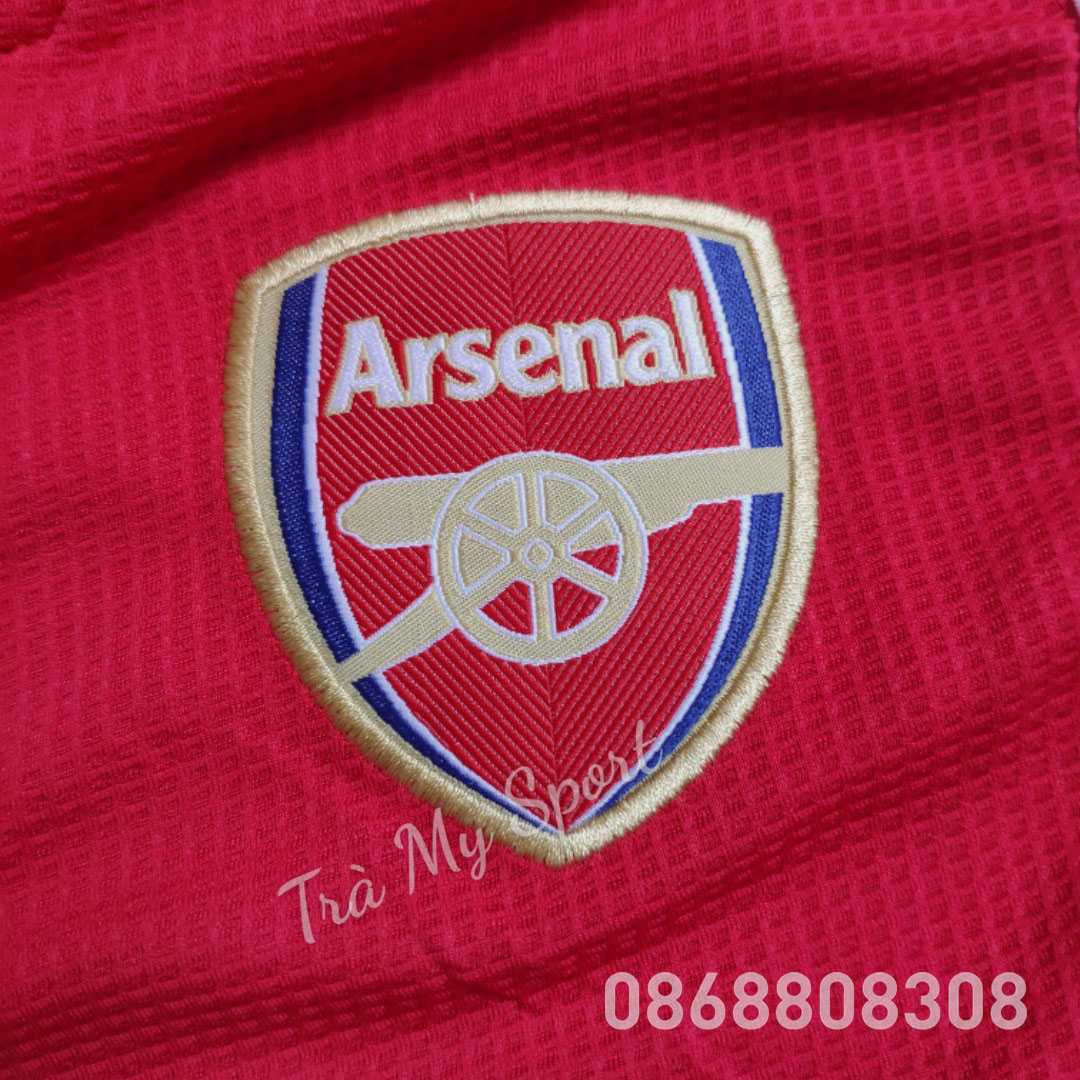 Bộ quần áo đá banh clb bóng đá Ars Arsenal 21 22 màu đỏ sân nhà năm 2021 2022 logo thêu vải gai mịn thái không cổ tam giác 1