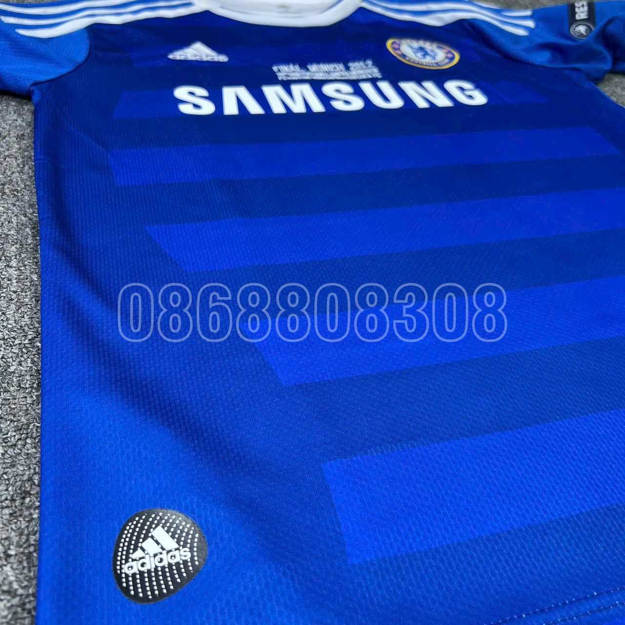 Bộ quần áo bóng đá Chelsea samsung màu xanh mùa 12 13 năm 2012 2013 vải thái full logo thêu mặt trước