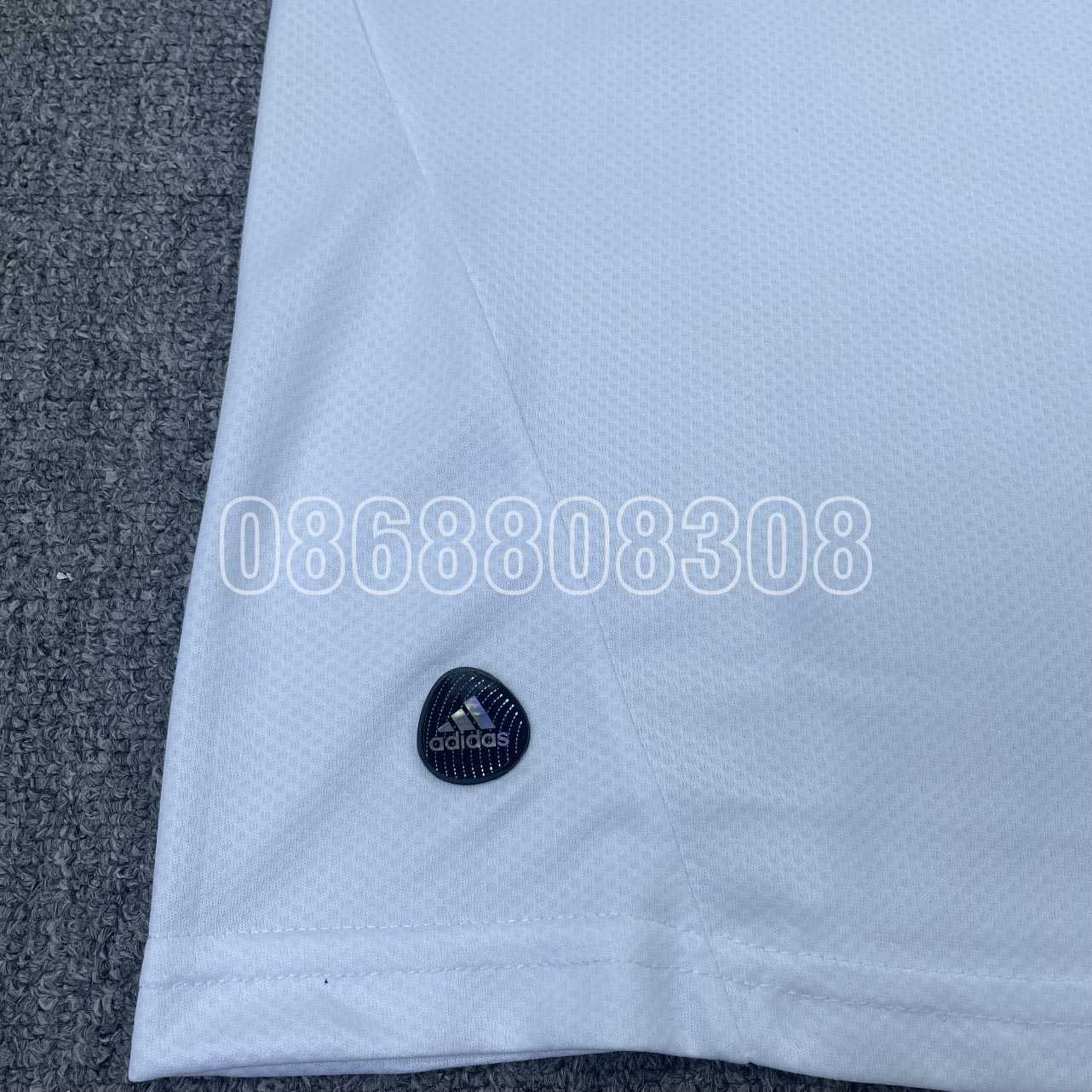 Bộ quần áo đá banh đội tuyển bóng đá Đức Retro 2010 trắng quần đen vải SPF thái logo thêu cổ tròn lô mới 2024 mặt trước