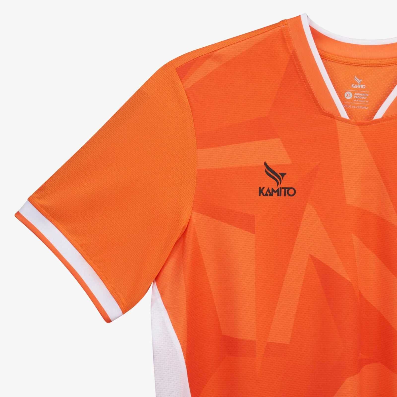 Bộ quần áo đá banh mẫu thiết kế câu lạc bộ bóng đá Công An Hà Nội CAHN bản trơn không in ấn chính hãng Kamito màu đỏ
