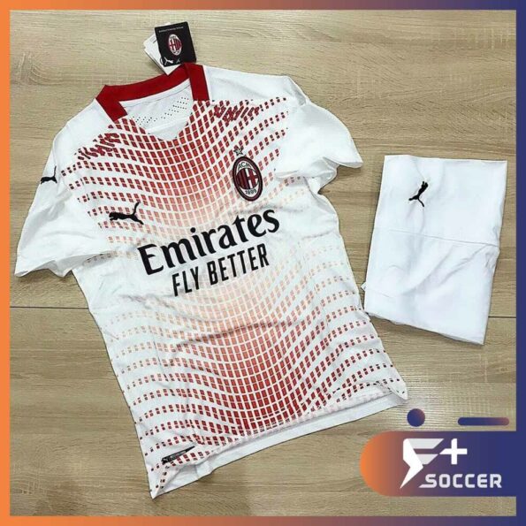Bộ quần áo bóng đá, áo đấu AC Milan sân khách mới được puma giới thiệu tháng 9 này