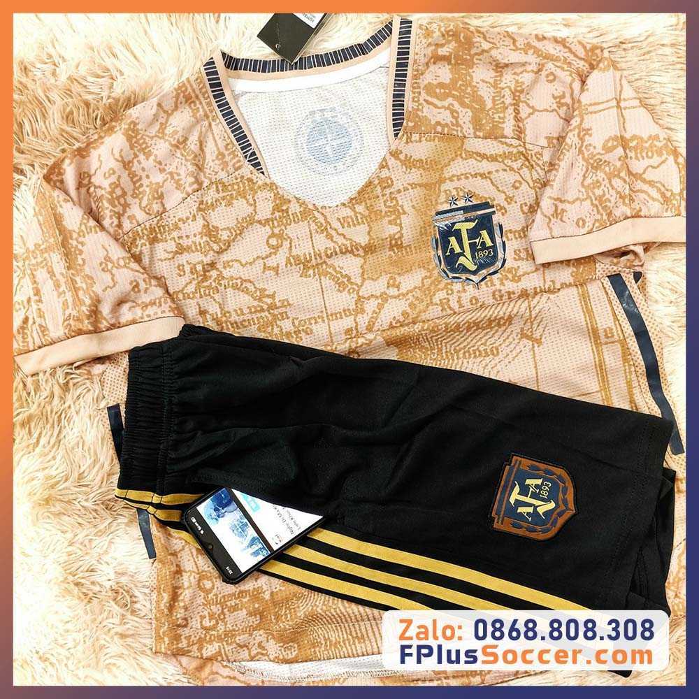 Bộ quần áo đá bóng đội tuyển bóng đá argentina jersey 2021 bản kỷ niệm messi vàng in hoạ tiết bản đồ