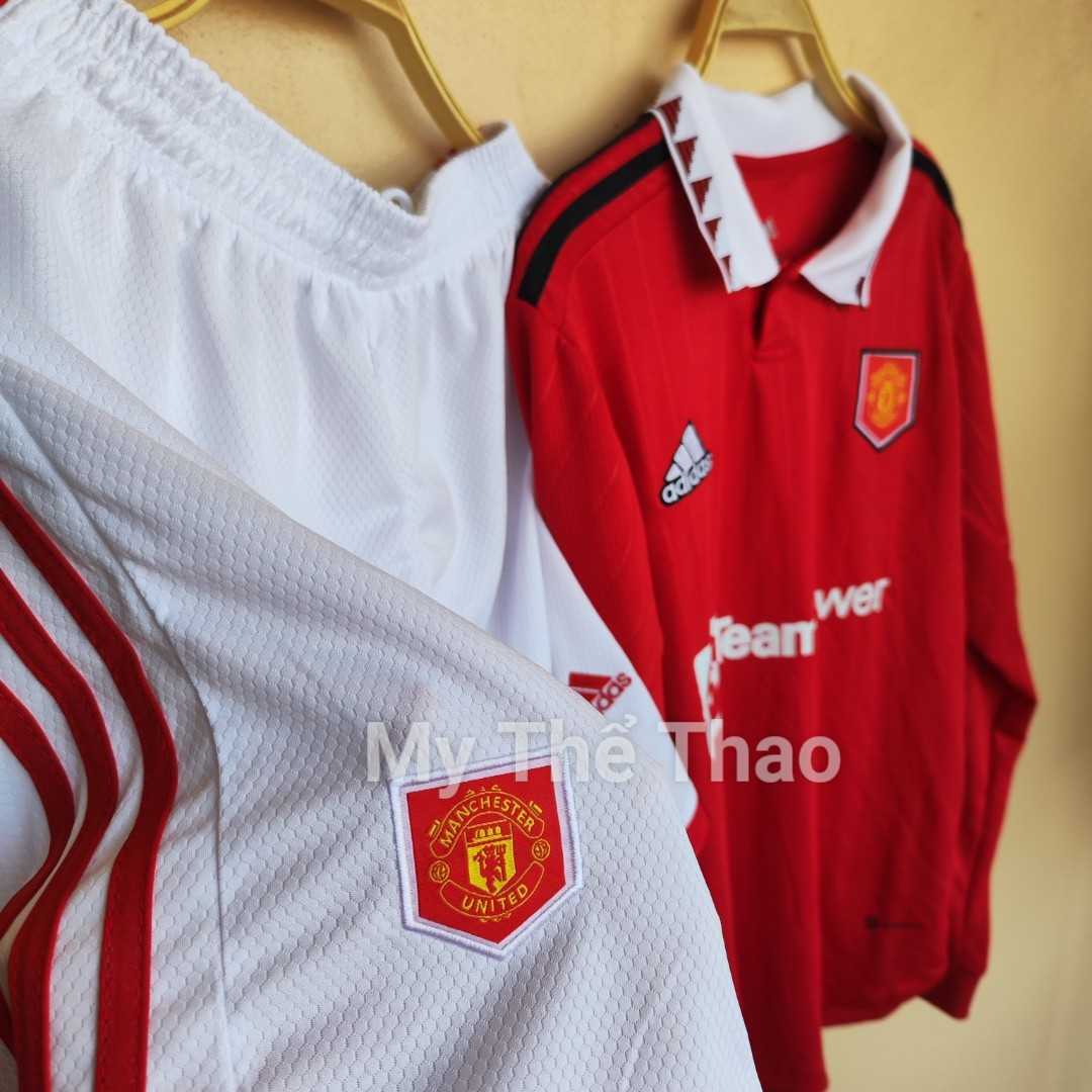 Bộ quần áo MU Manchester United 2022 2023 tay dài Home sân nhà màu đỏ mùa 22 23 dài tay có cổ bẻ logo thêu vải SPF thái 1