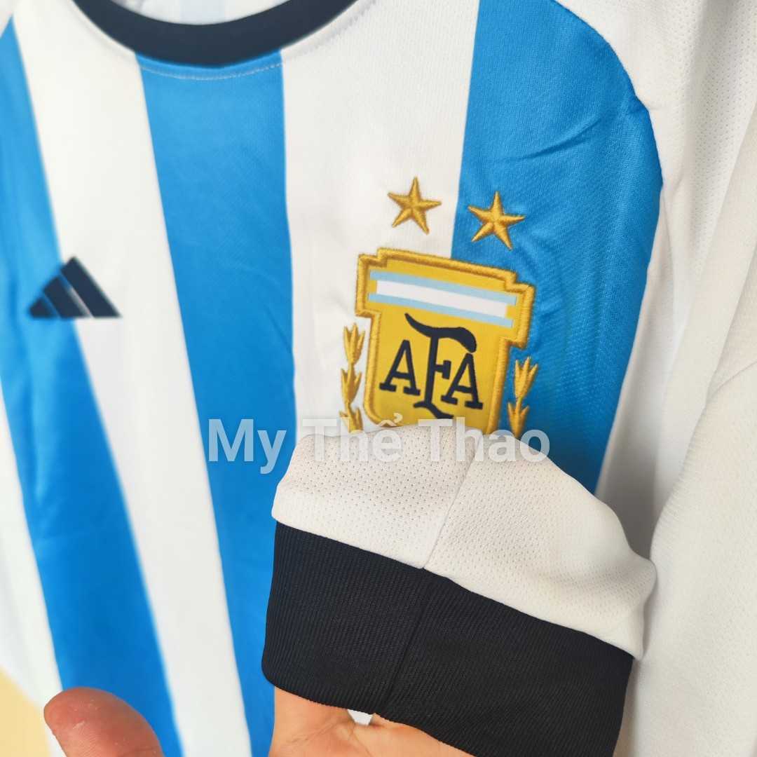 Bộ quần áo đội tuyển Argentina 2022 2023 tay dài sân nhà màu trắng xanh mùa 22 23 dài tay 1