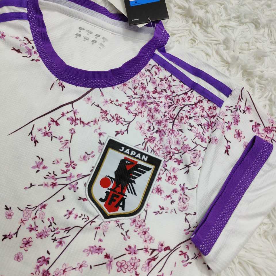 Bộ quần áo đội tuyển nhật bản japan màu trắng hồng hoa anh đào cả cành viền quần tím logo thêu 1